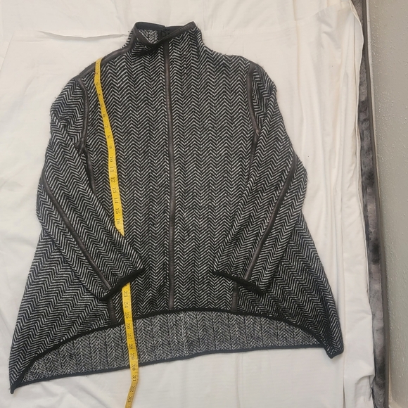 Tom Ford leather trimmed cashmere blend sweater size Large - Picture 6 of 16